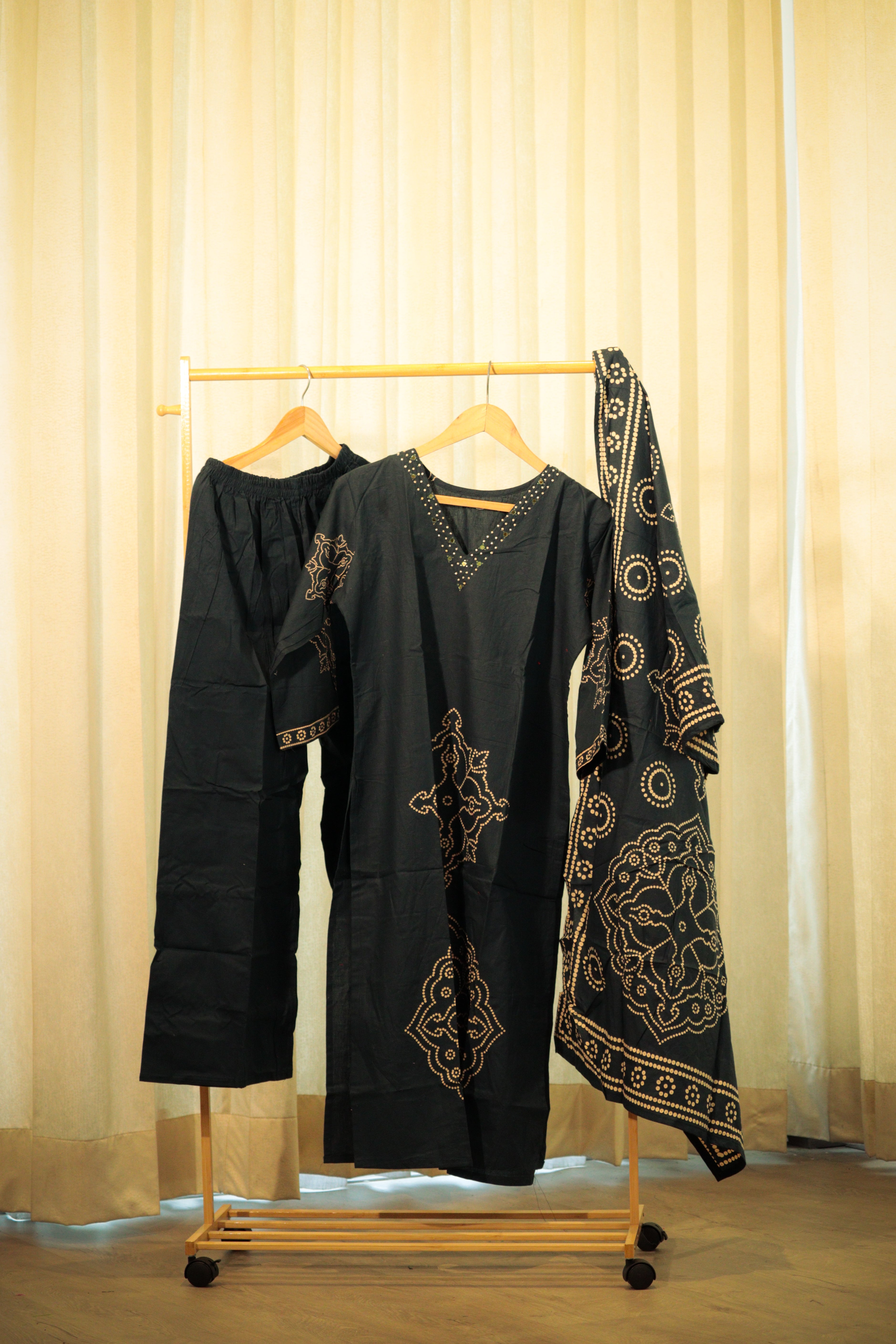 Tiered Lace-Insert Tunic Dress