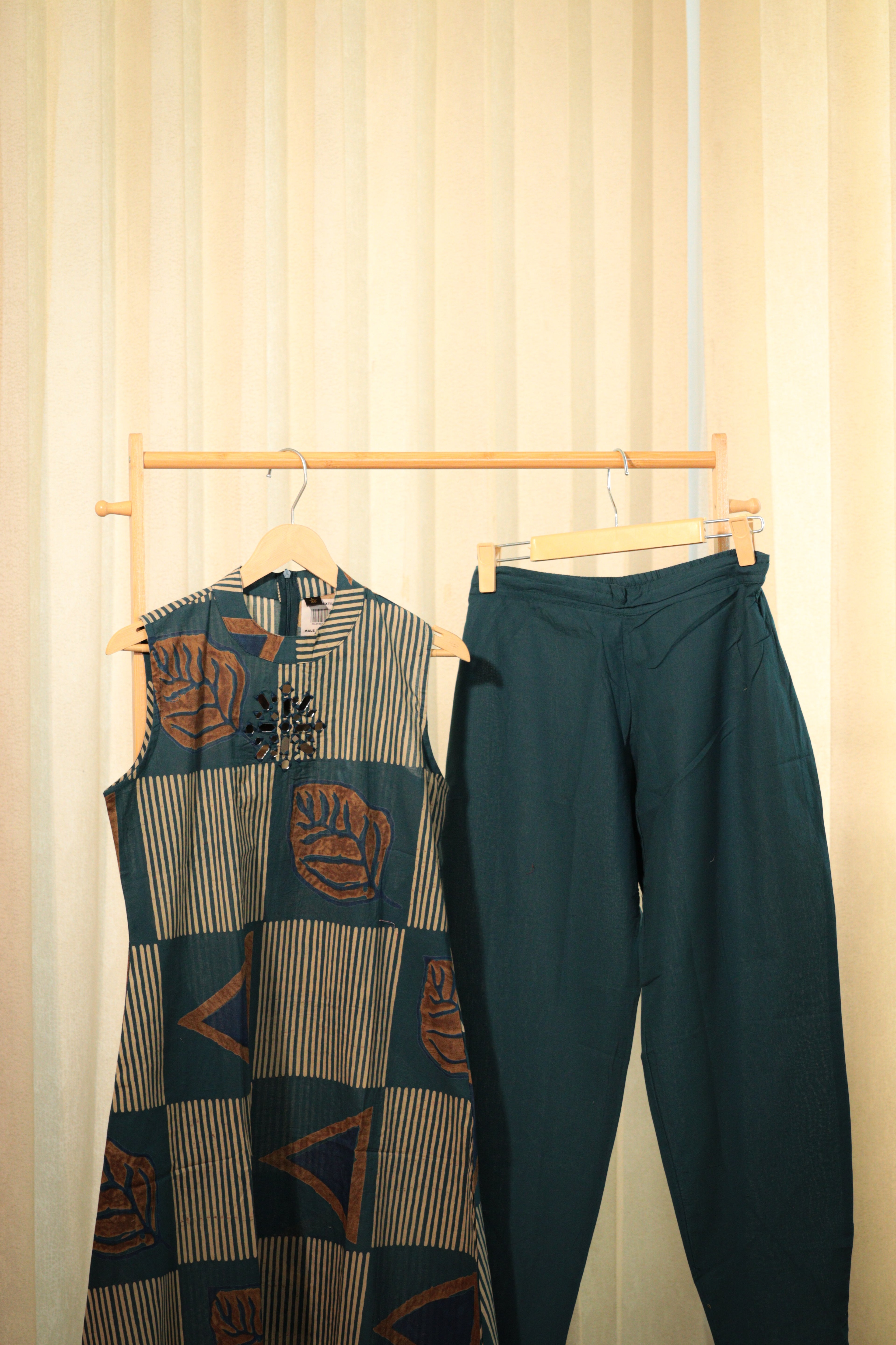 Geometric Co-ord Set with Applique Work