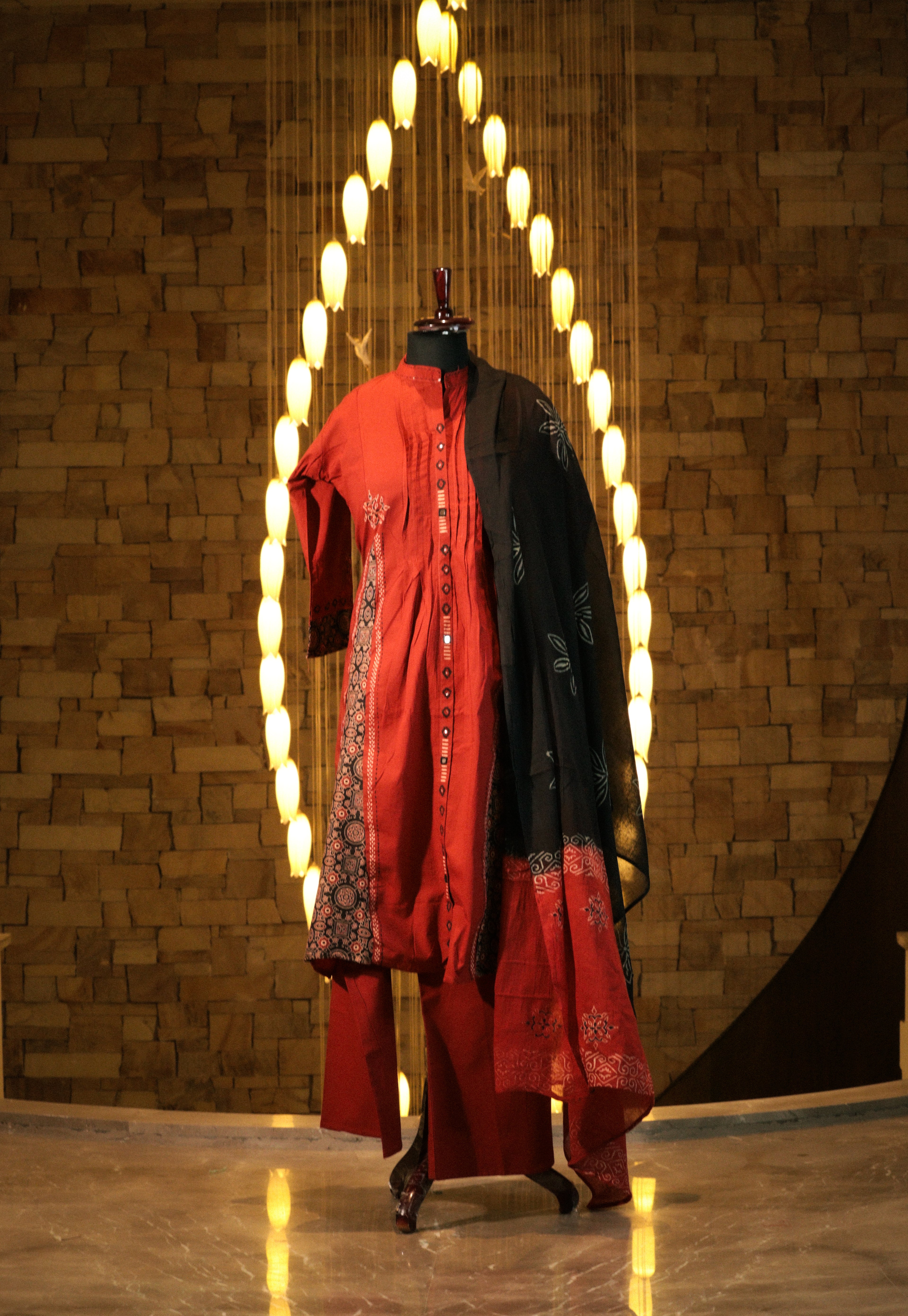 Pleated Pintuck Tunic Set with Bordered Dupatta