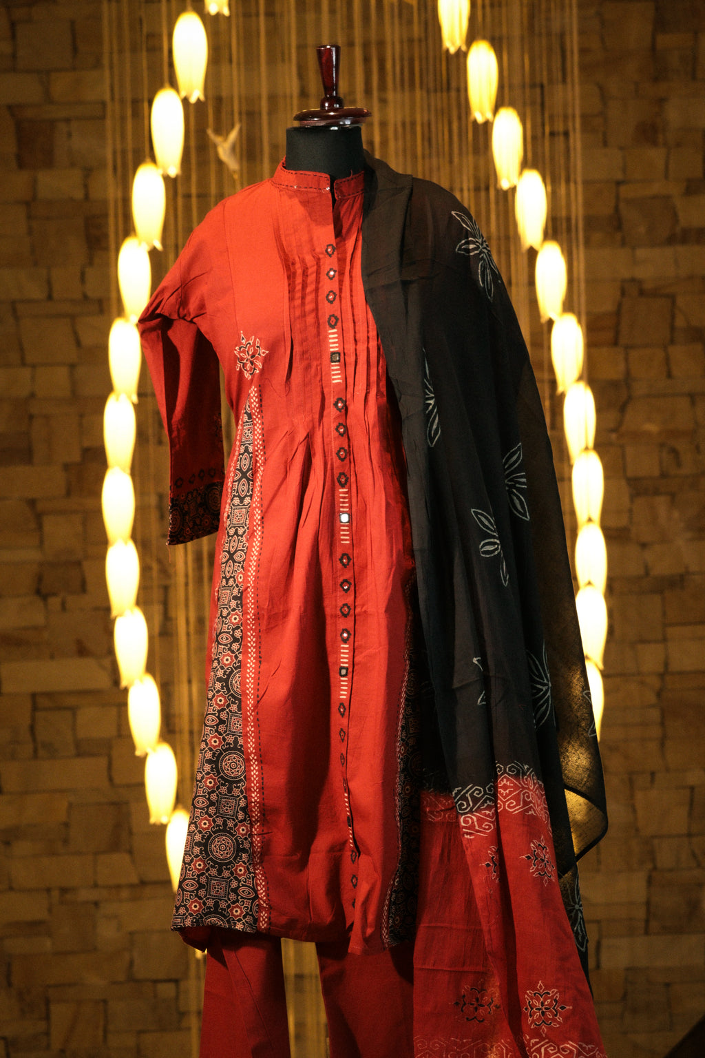 Pleated Pintuck Tunic Set with Bordered Dupatta